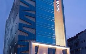 Hotel 88 Mangga Besar 62 - Best Breakfast - Near By Ancol And Government Center